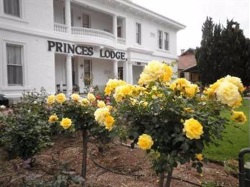 Princes Lodge Motel Adelaide Eksteriør billede